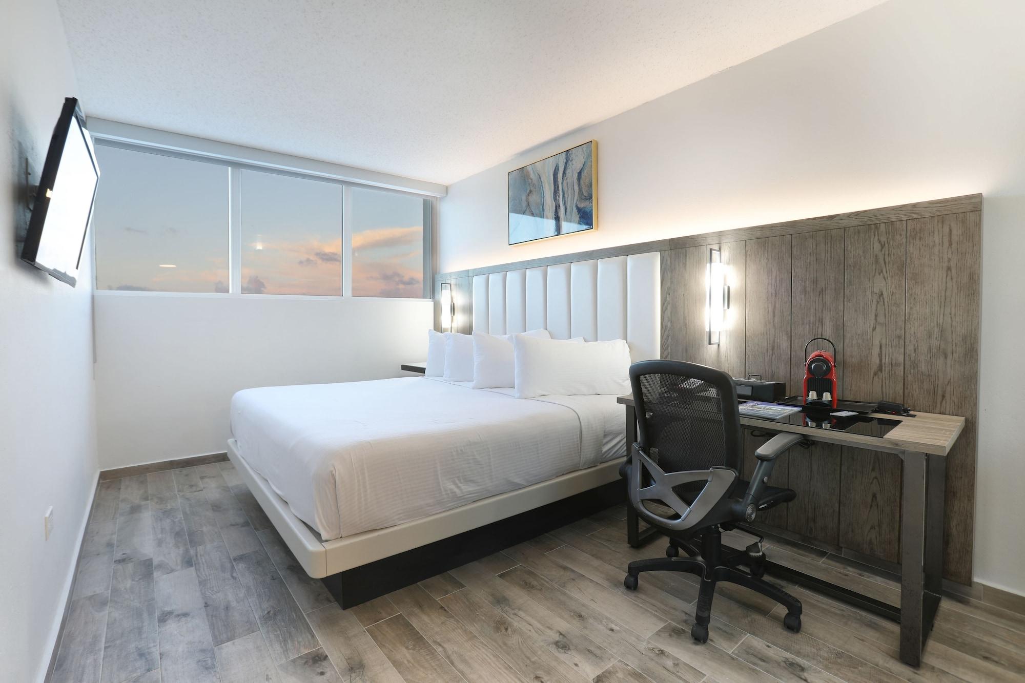 San Juan Airport Hotel Bagian luar foto